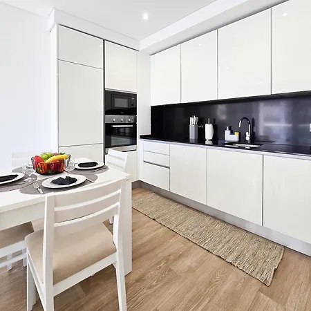 Rocha Jade Апартаменты Портиман