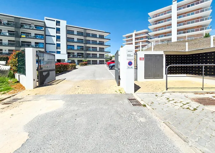 Rocha Jade * 波尔蒂芒