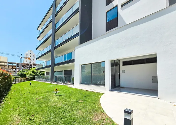 Rocha Jade * 波尔蒂芒